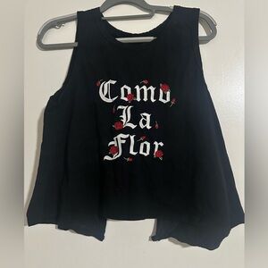 Vibe n’ como la flor open back Sleeveless Top with Floral Embroidery size XL